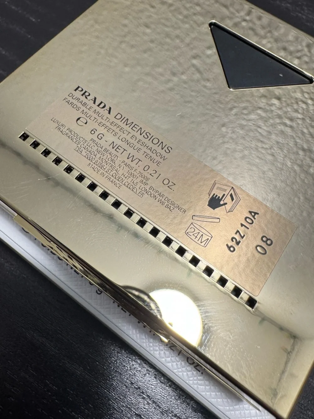 Prada Dimensions Holo Nude Eyeshadow 08 - Picture 4 of 4